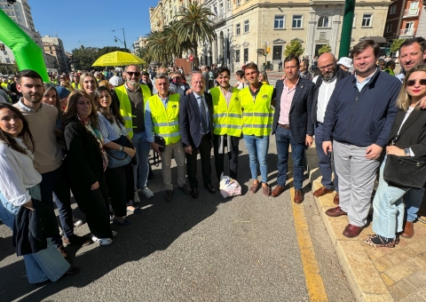 El alcalde Manolo Barón asiste en Málaga a la movilización en defensa de la agricultura pidiendo 'mirar más a los agricultores y m...